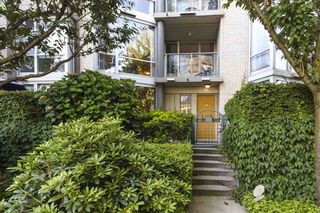 Photo 18: TH103 1288 MARINASIDE CRESCENT in Vancouver: Yaletown Townhouse for sale (Vancouver West)  : MLS®# R2281597