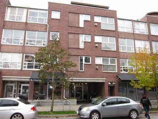 Photo 2: 210 2025 STEPHENS Street in Vancouver: Kitsilano Condo for sale (Vancouver West)  : MLS®# R2521833