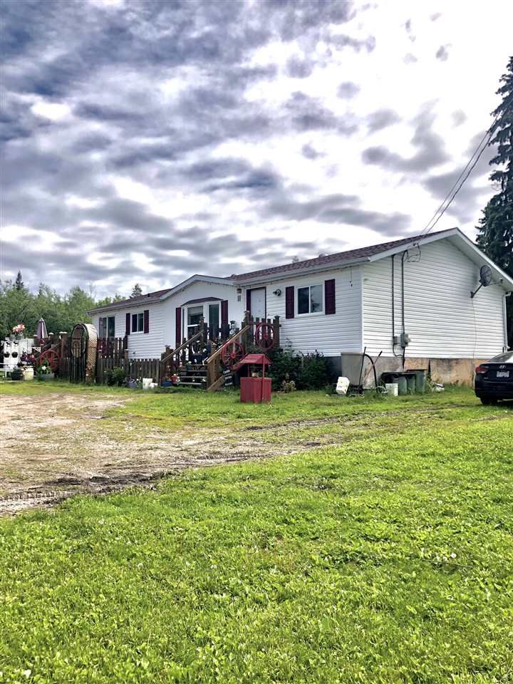 Main Photo: 9250 S WANSA Road in Prince George: Pineview Manufactured Home for sale in "Pineview" (PG Rural South (Zone 78))  : MLS®# R2467019
