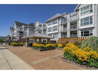 Photo 2: 308 3122 ST JOHNS Street in Port Moody: Port Moody Centre Condo for sale in "SONRISA" : MLS®# R2717763