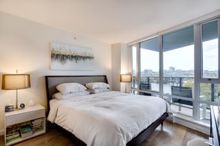 Photo 13: 803 8 SMITHE Mews in Vancouver: Yaletown Condo for sale in "FLAGSHIP" (Vancouver West)  : MLS®# R2824624