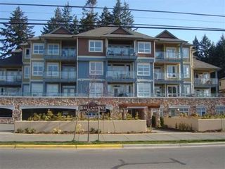 Photo 1: 1912 COMOX AVE in COMOX: Residential Detached for sale : MLS®# 252557