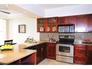 Photo 4: PH4 1180 PINETREE Way in Coquitlam: North Coquitlam Condo for sale : MLS®# V994617