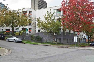 Photo 1: 9 704 W 7TH Avenue in Vancouver: Fairview VW Condo for sale in "HEATHER PARK" (Vancouver West)  : MLS®# R2011028