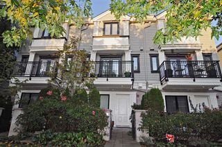 Photo 1: 102 1135 BARCLAY Street in Vancouver: West End VW Townhouse for sale in "BARCLAY ESTATES" (Vancouver West)  : MLS®# V917535