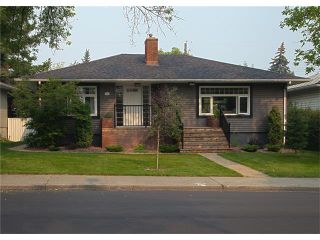 Photo 2: 3211 KILKENNY Road SW in Calgary: Killarney/Glengarry House for sale : MLS®# C4040457