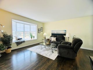Photo 3: 737 Townsend Avenue in Winnipeg: House for sale : MLS®# 202407830