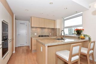 Photo 2: 1202 1351 CONTINENTAL Street in Vancouver: Downtown VW Condo for sale in "MADDOX" (Vancouver West)  : MLS®# R2256754