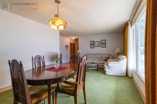 Photo 9: 652 Bardal Bay in Winnipeg: North Kildonan Residential for sale (3F)  : MLS®# 202308734