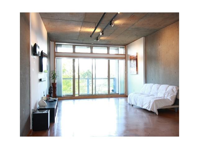 Main Photo: 202 1529 W 6TH Avenue in Vancouver: False Creek Condo for sale in "WSIX" (Vancouver West)  : MLS®# V819849