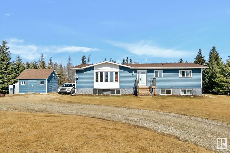 FEATURED LISTING: 54519 RGE RD 273 Rural Sturgeon County