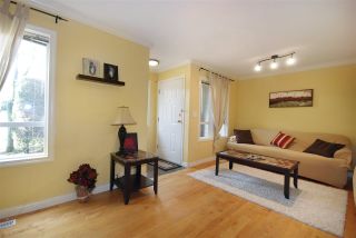 Photo 3: 16 123 LAVAL Street in Coquitlam: Maillardville Townhouse for sale in "RESIDENCE BOUTHOT" : MLS®# R2124777