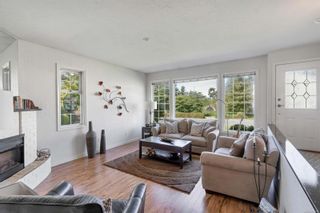 Photo 12: 905 Yarrow Pl in Esquimalt: Es Kinsmen Park House for sale : MLS®# 914704
