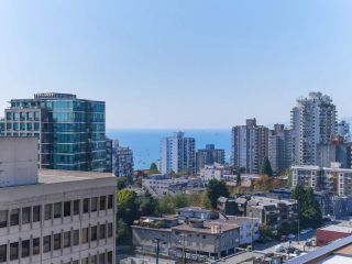 Photo 17: 911 1177 HORNBY Street in Vancouver: Downtown VW Condo for sale in "LONDON PLACE" (Vancouver West)  : MLS®# R2403414