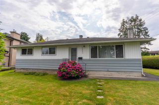 Photo 2: 5054 CENTRAL Avenue in Delta: Hawthorne House for sale in "Hawthorne" (Ladner)  : MLS®# R2513137