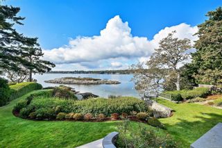 Photo 8: 2871 Sea View Rd in Saanich: SE Ten Mile Point House for sale (Saanich East)  : MLS®# 945212