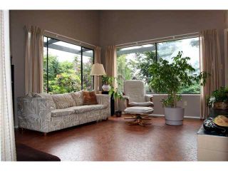 Photo 2: 5400 PATON Drive in Ladner: Hawthorne House for sale in "HAWTHORNE" : MLS®# V833094