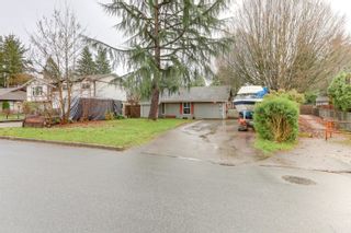 Photo 4: 21802 DONOVAN Avenue in Maple Ridge: West Central House for sale : MLS®# R2636055
