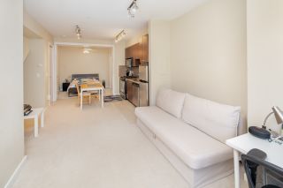 Photo 8: 25 1863 WESBROOK Mall in Vancouver: University VW Townhouse for sale in "ESSE" (Vancouver West)  : MLS®# R2354071