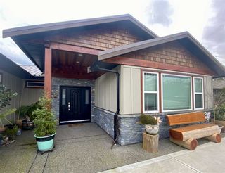 Photo 2: 6173 MIKA Road in Sechelt: Sechelt District House for sale in "PACIFIC RIDGE" (Sunshine Coast)  : MLS®# R2543749
