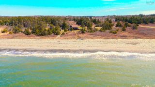 Photo 2: 25 Dargie Cove Road in Woodvale: Digby County Residential for sale (Annapolis Valley)  : MLS®# 202408663