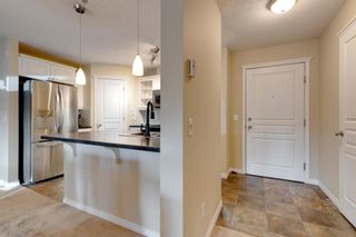Photo 3: 311 40 Parkridge View SE in Calgary: Parkland Apartment for sale : MLS®# A1176995
