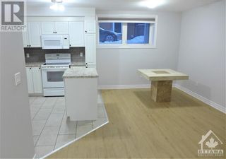 Photo 2: 216 CARILLON STREET UNIT#1 in Ottawa: House for rent : MLS®# 1387496