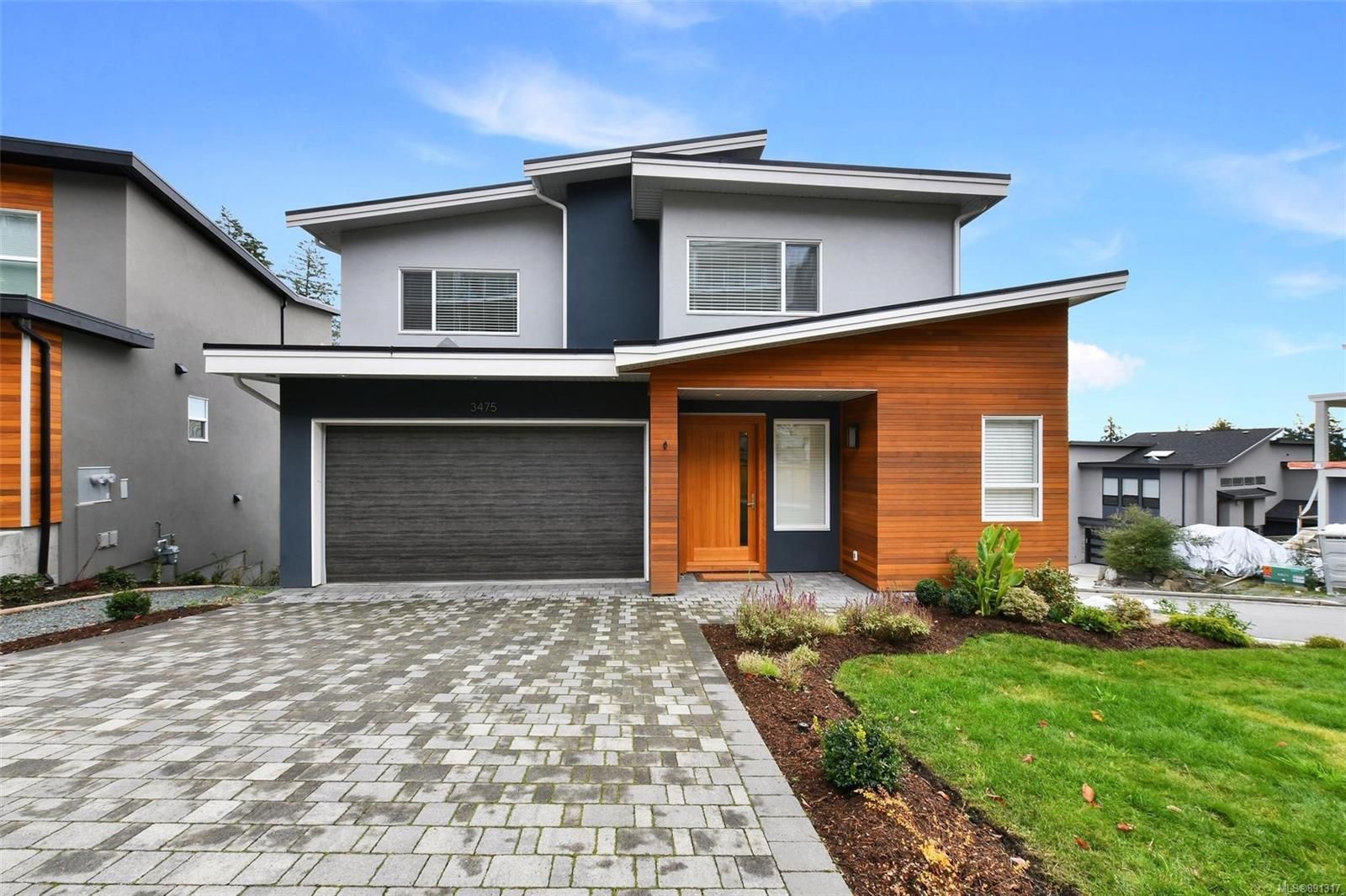 Main Photo: 3475 Oceana Lane in Colwood: Co Royal Bay House for sale : MLS®# 891317