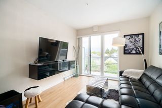Photo 2: PH11 388 KOOTENAY Street in Vancouver: Hastings Sunrise Condo for sale in "VIEW 388" (Vancouver East)  : MLS®# R2379442