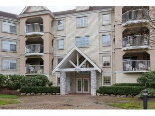 Photo 1: 102 20894 57TH Avenue in Langley: Langley City Condo for sale in "Bayberry in The Meadows" : MLS®# F1432660