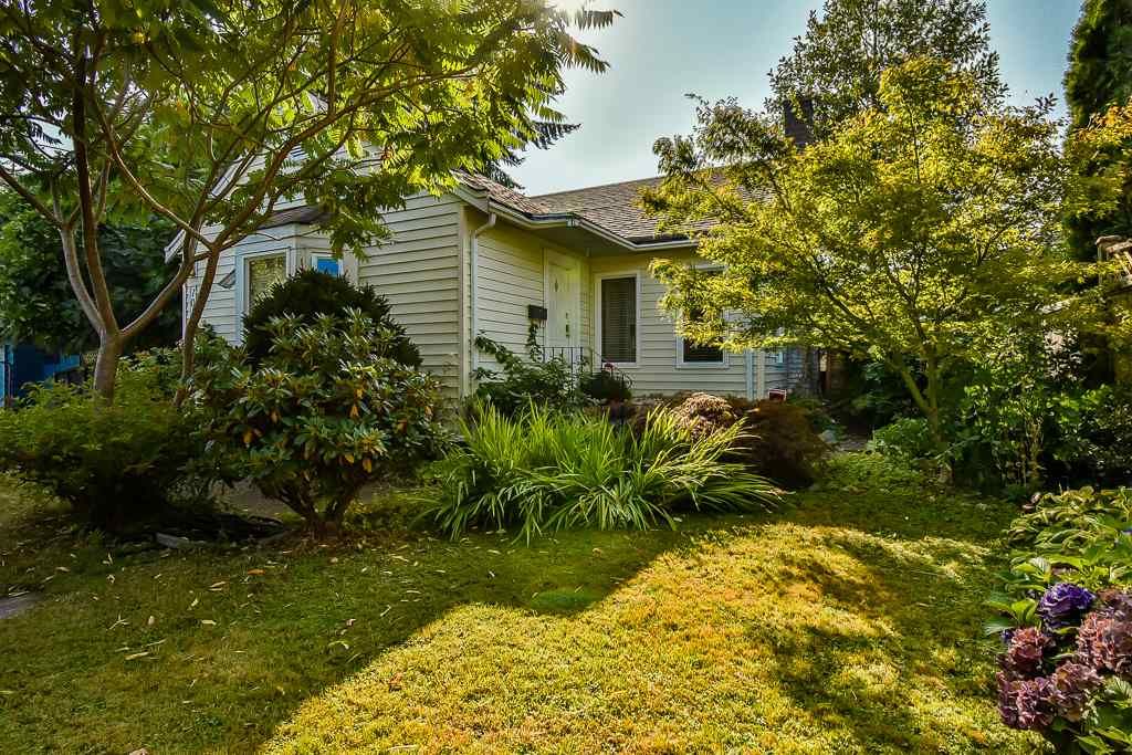Main Photo: 10333 141 Street in Surrey: Whalley House for sale (North Surrey)  : MLS®# R2202598