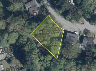 Photo 1: 38249 VIEW Place in Squamish: Hospital Hill Land for sale : MLS®# R2475437