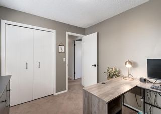 Photo 28: 71 Woodmont Crescent SW in Calgary: Woodbine Detached for sale : MLS®# A2035806