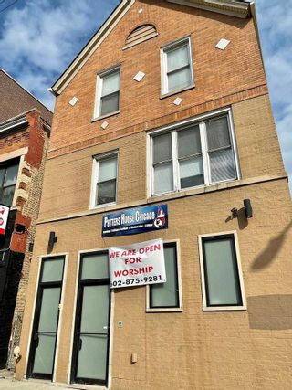 Photo 1: 4335 N Western Avenue Unit OFFICE in Chicago: CHI - North Center Commercial Lease for sale ()  : MLS®# 11356649