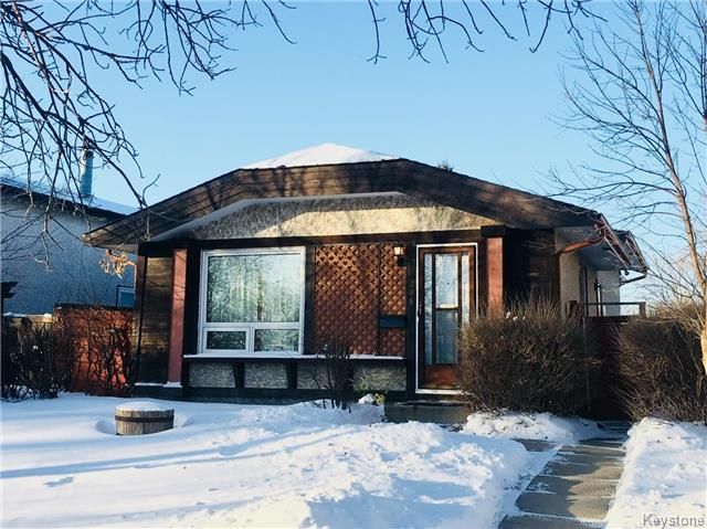 Main Photo: 206 Mandalay Drive in Winnipeg: Maples Residential for sale (4H)  : MLS®# 1804654