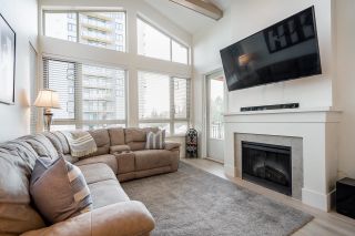 Photo 1: 404 2601 WHITELEY Court in North Vancouver: Lynn Valley Condo for sale in "BRANCHES" : MLS®# R2744600