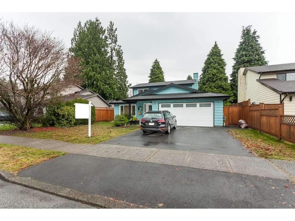 Main Photo: 1036 LOMBARDY Drive in Port Coquitlam: Lincoln Park PQ House for sale in "Lincoln Park" : MLS®# R2533102