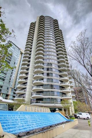 Photo 2: 1002 1078 6 Avenue SW in Calgary: Downtown West End Apartment for sale : MLS®# A2065964