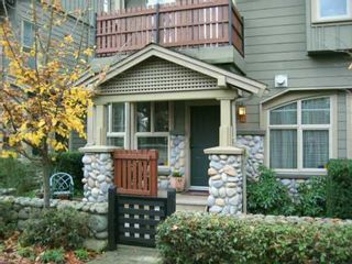 Photo 2: 15 6TH Ave in New Westminster: GlenBrooke North Townhouse for sale in "GLENBROOKE NORTH" : MLS®# V620645