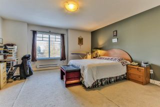 Photo 8: 38 12775 63 Avenue in Surrey: Panorama Ridge Townhouse for sale in "Enclave" : MLS®# R2470117