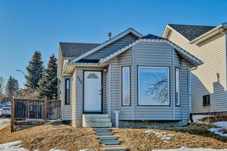 Photo 3: 112 Covington Road NE in Calgary: Coventry Hills Detached for sale : MLS®# A2034418