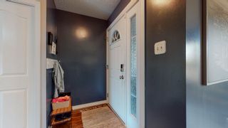 Photo 3: 8815 181 St NW in Edmonton: House for sale : MLS®# E4307703