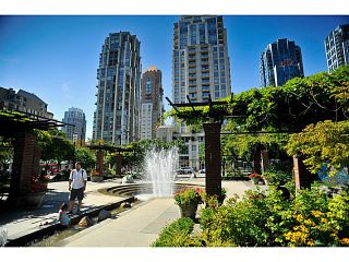 Photo 17: 1190 RICHARDS Street in Vancouver: Yaletown Townhouse for sale in "Park Plaza" (Vancouver West)  : MLS®# V1122605