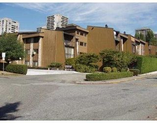 Photo 1: 215 9101 HORNE ST in Burnaby: Government Road Condo for sale in "WOODSTONE PLACE" (Burnaby North)  : MLS®# V556607