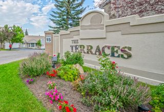 Photo 2: 14 5790 Patina Drive SW in Calgary: Patterson Row/Townhouse for sale : MLS®# A2017356