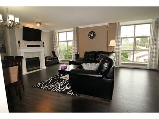 Photo 5: 29 2378 RINDALL Avenue in Port Coquitlam: Central Pt Coquitlam Condo for sale in "BRITTANY PARK" : MLS®# V1095397