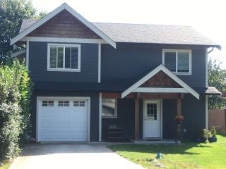 Photo 1: 733 TRICKLEBROOK Way in Gibsons: Gibsons & Area House for sale (Sunshine Coast)  : MLS®# R2109437