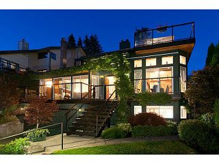 Photo 2: 4130 ST PAULS AV in North Vancouver: Upper Lonsdale House for sale : MLS®# V1037997