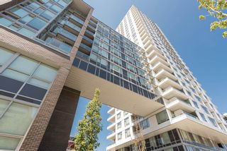 Photo 10: 1008 5665 BOUNDARY Road in Vancouver: Collingwood VE Condo for sale in "Wall Centre Central Park" (Vancouver East)  : MLS®# R2481202
