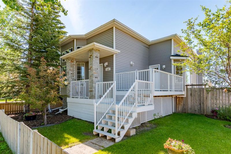 FEATURED LISTING: 1103 Thorburn Drive Southeast Airdrie
